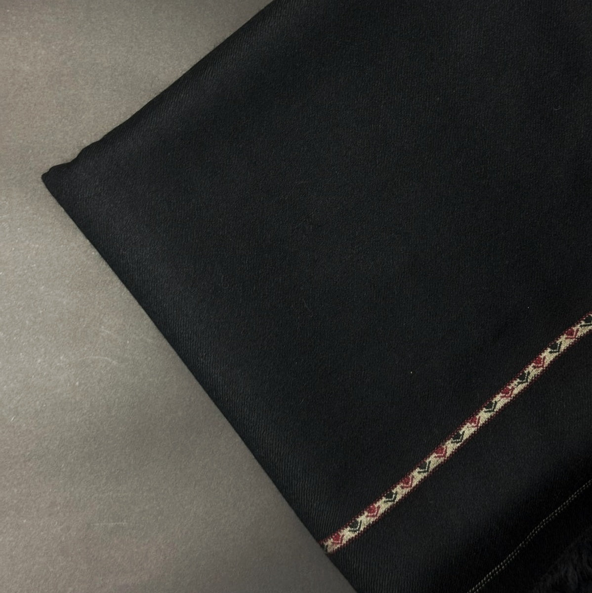 Classic Black Men’s Wool Shawl – Traditional Border