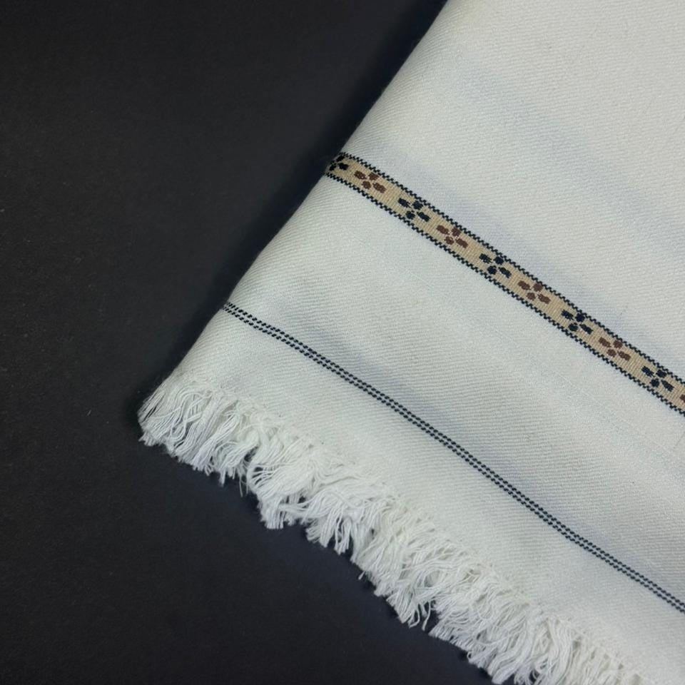 Classic White Men’s Wool Shawl – Traditional Border