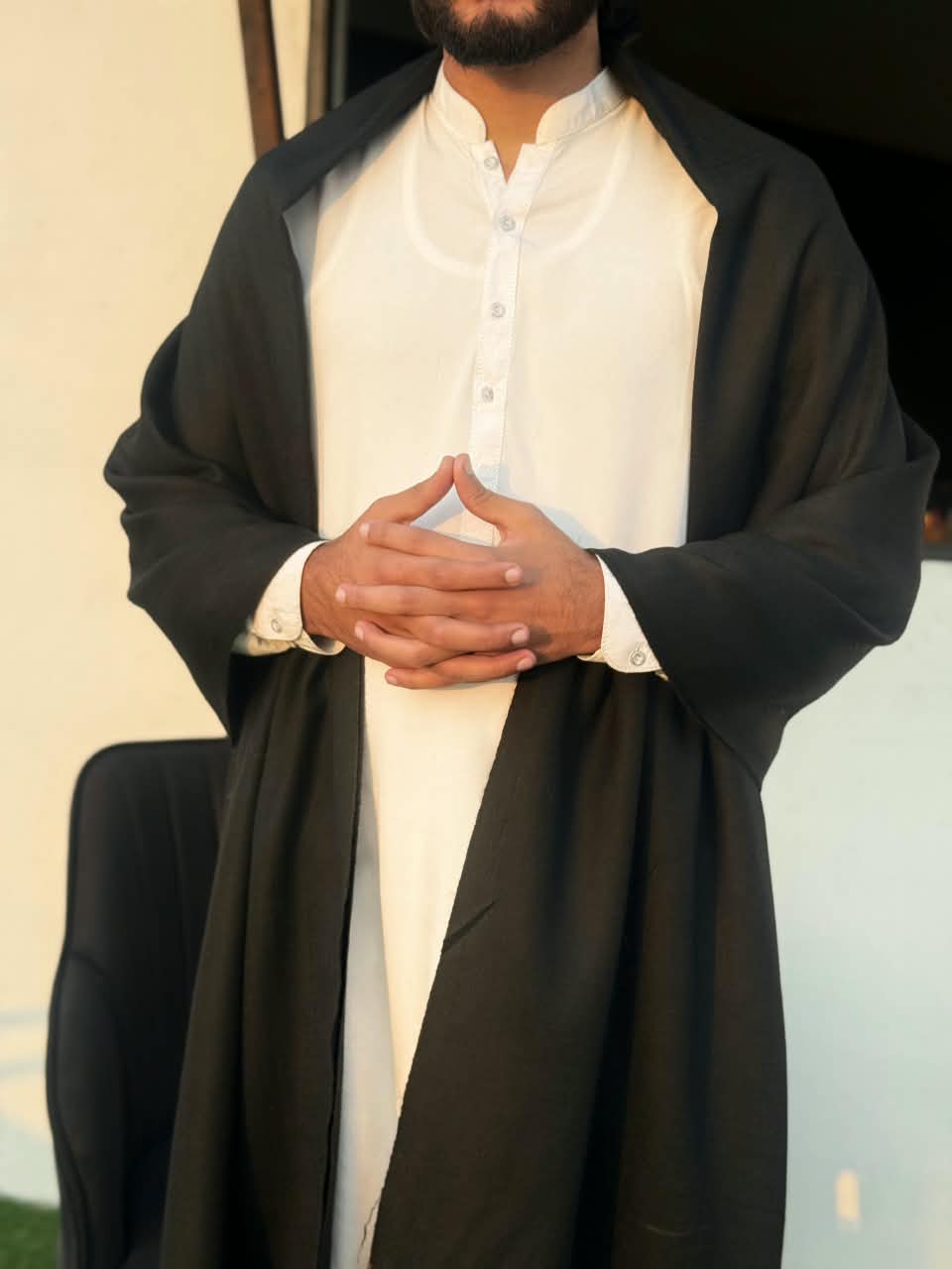 Classic Black Men’s Wool Shawl – Traditional Border